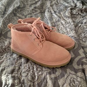 Pink neumel Uggs